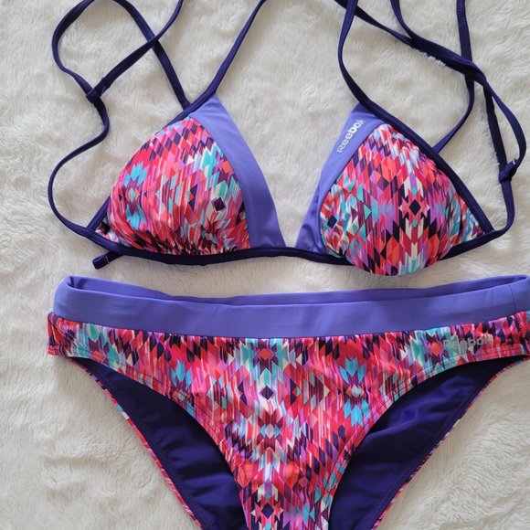 REEBOK WOMENS REVERSABLE BIKINI-MULTIPLE COMBINATIONS WITH ONE HOT SUIT - Picture 3 of 9